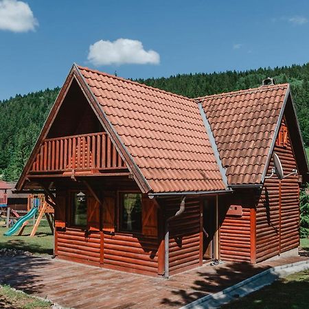 Vila Tijana Mitrovac Luaran gambar