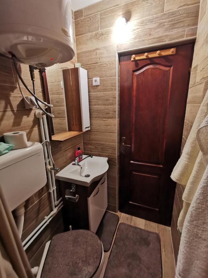 Vila Tijana Mitrovac Luaran gambar