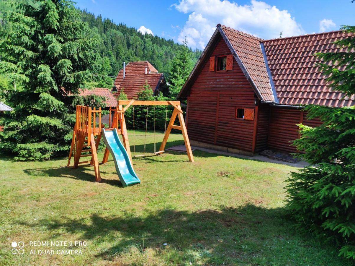 Vila Tijana Mitrovac Luaran gambar